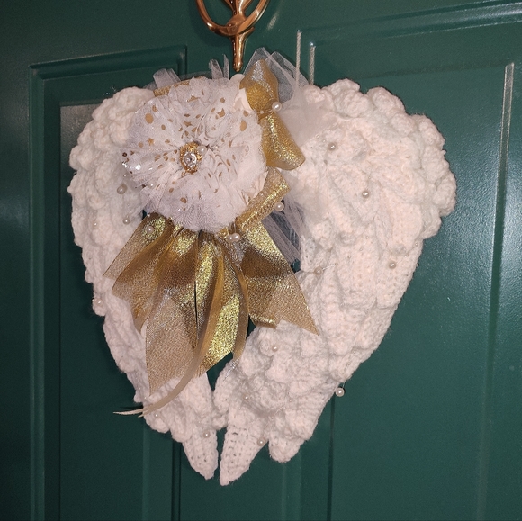 Handmade Angel Wings Wall Door Wreath - Picture 3 of 6